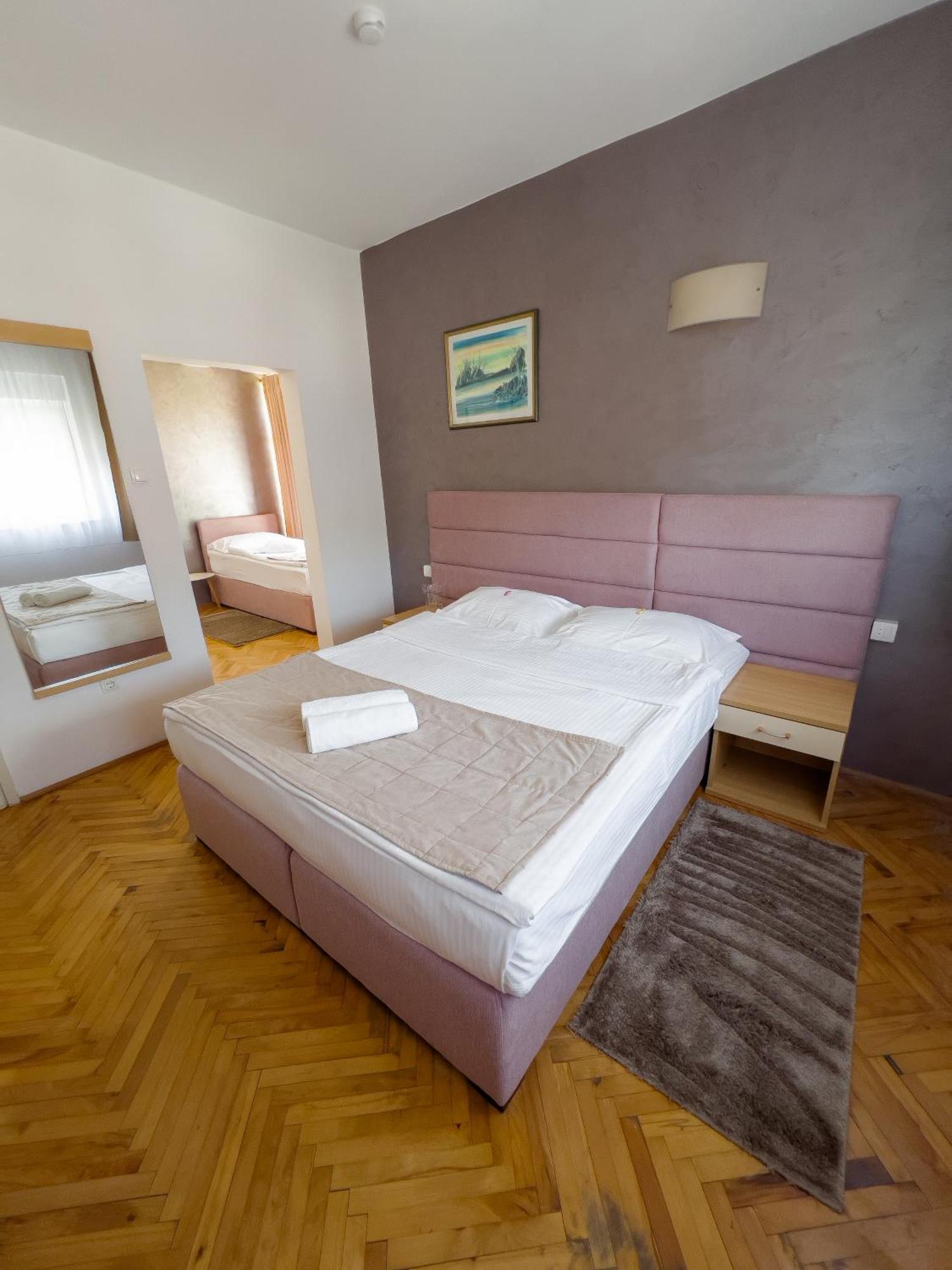 Motel New Sanatron Bosanski Novi Екстер'єр фото