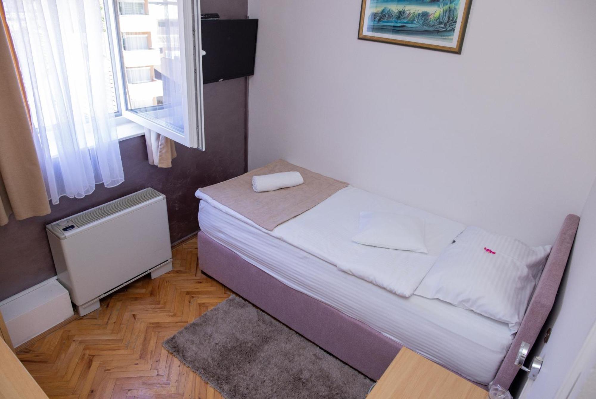 Motel New Sanatron Bosanski Novi Екстер'єр фото