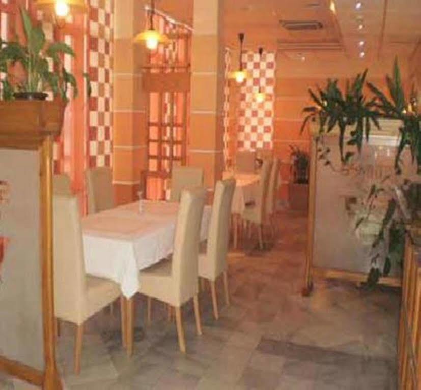 Motel New Sanatron Bosanski Novi Екстер'єр фото